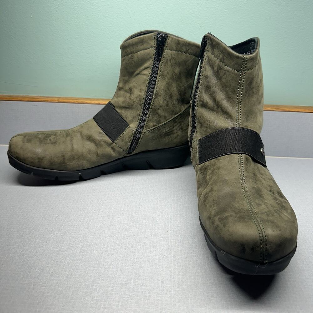 Wolky Boots Women’s 42 (10US) Casual Side Zip Wedge Ankle Bootie Green Leather - Picture 3 of 13
